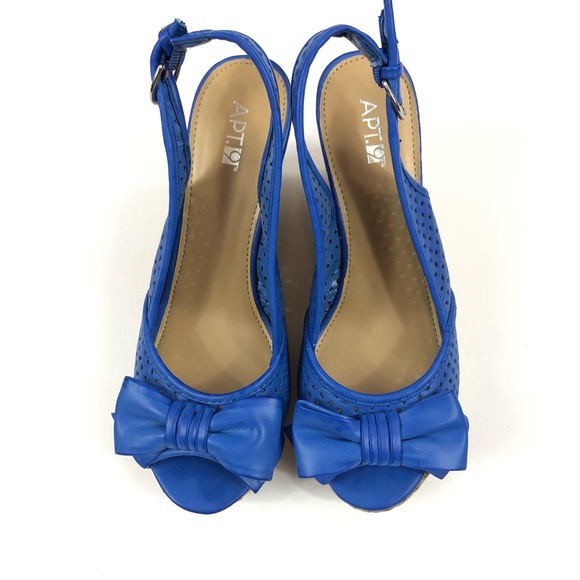 Apt 9 Miranda Wedge - Picture 2 of 5